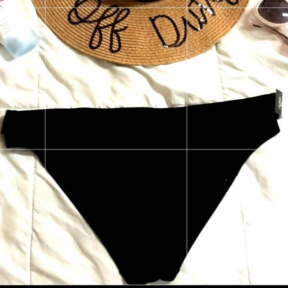 City Streets Bikini Bottoms Size XL Ruffle NWT - Picture 8 of 9